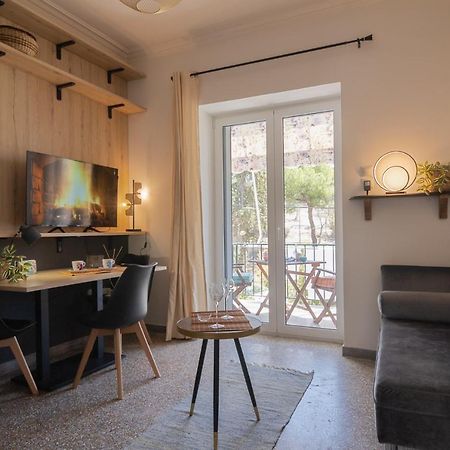 Vivid Stays Petralona Athén Kültér fotó